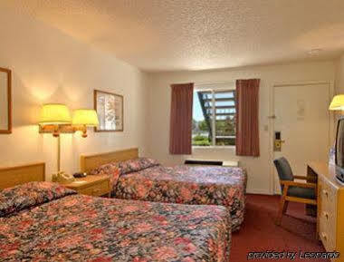 Knights Inn Aurora Dış mekan fotoğraf